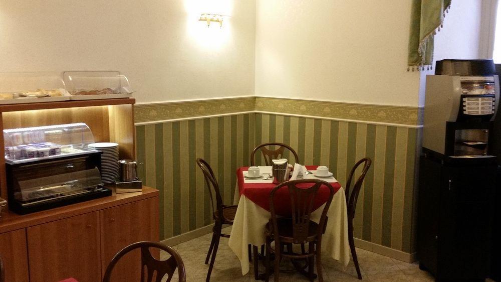 Hotel Teti 2*