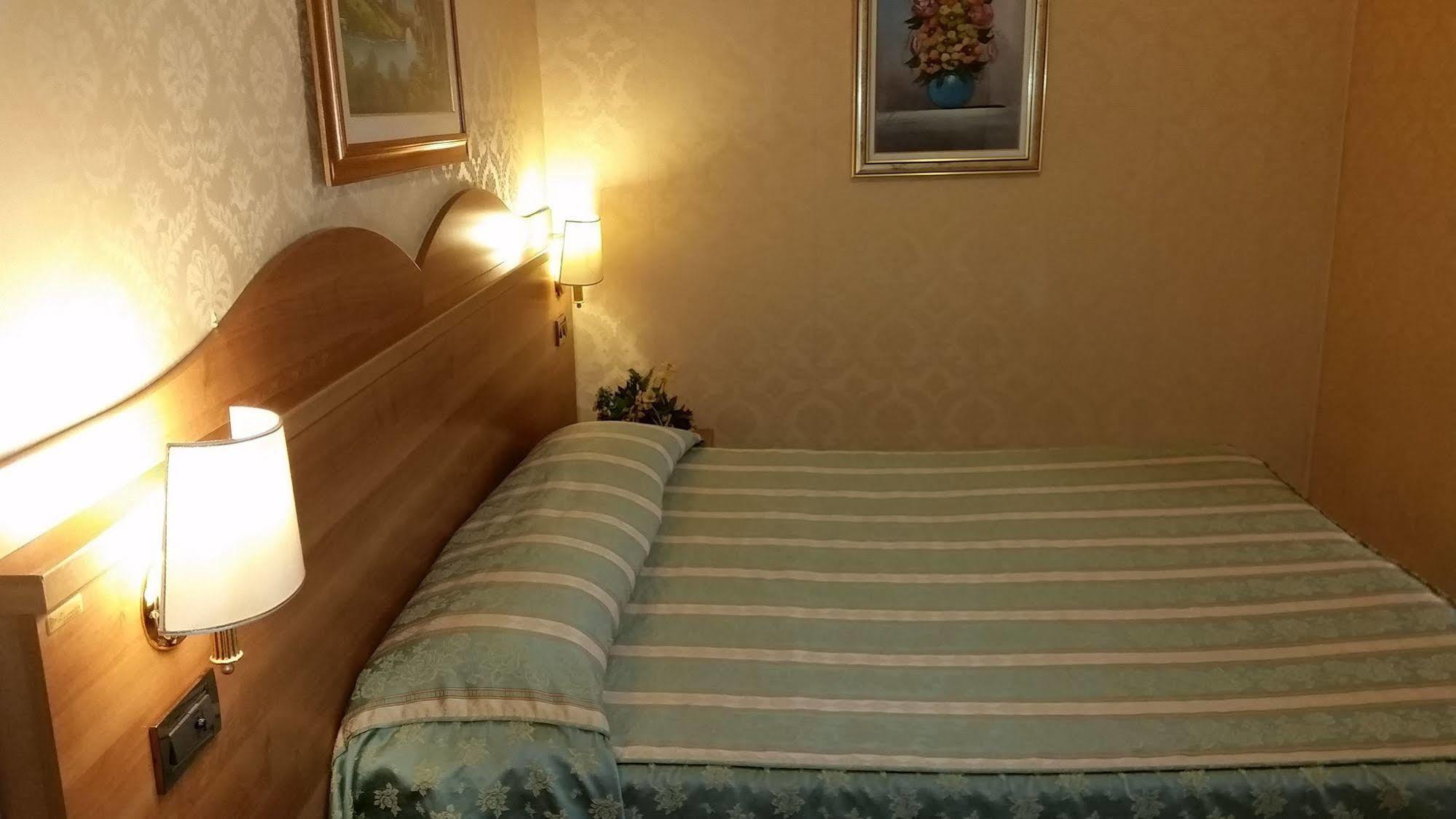 Hotel Teti 2*